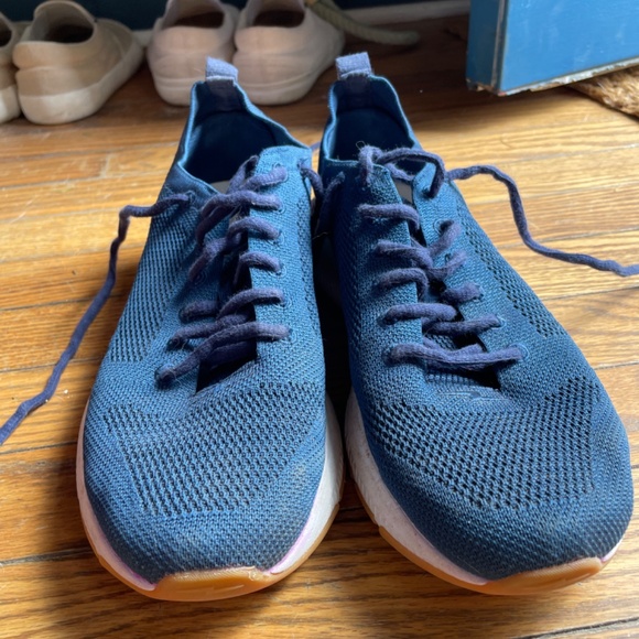 Hylo women’s sneakers Navy size 9 - Picture 2 of 6